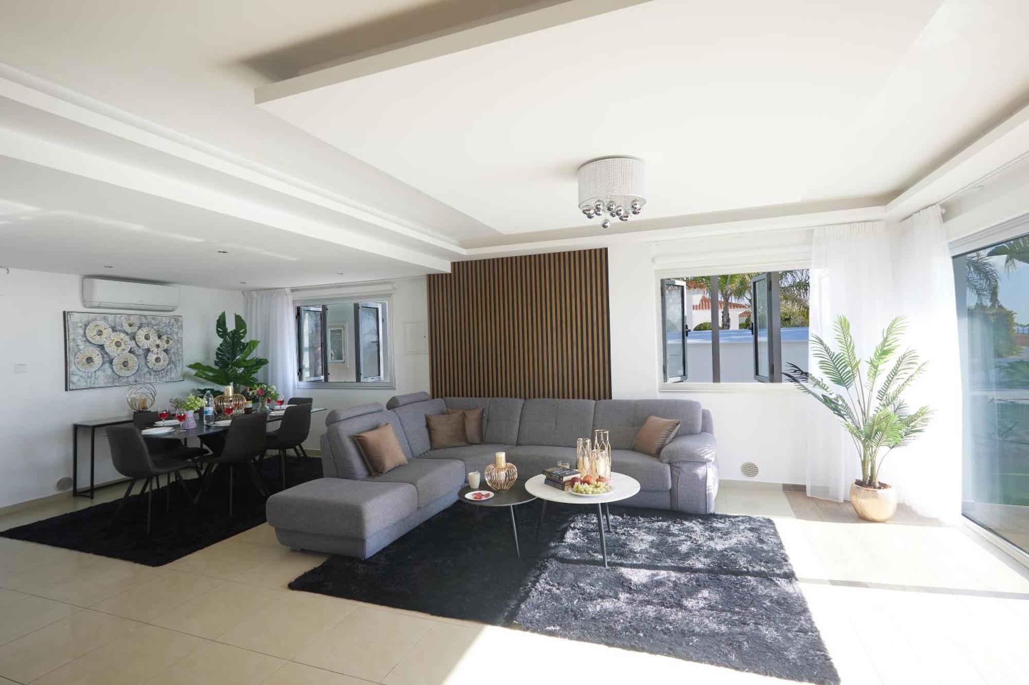Sunrise Villa 9 아이아 나파 외부 사진